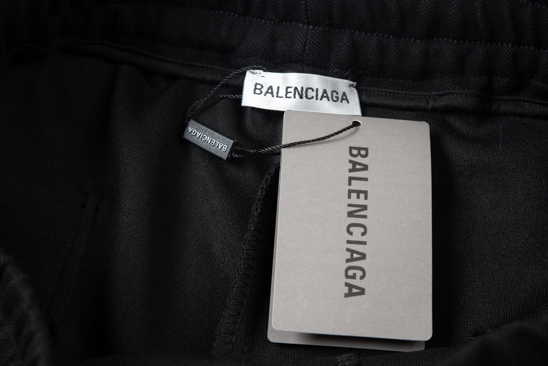Balenciaga BB Logo Splatter-Print Shorts White - 36