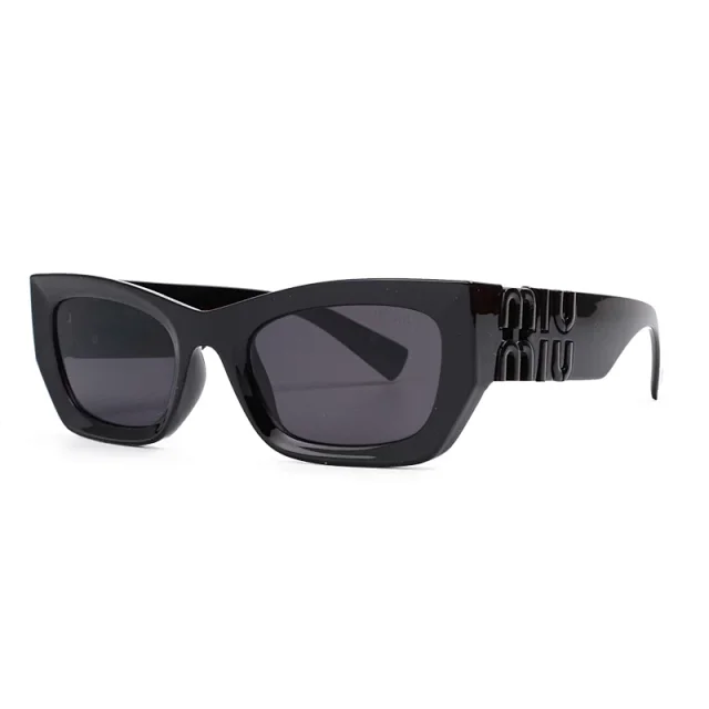Miu Eyewear 2778 oversized cat-eye sunglasses product detail image 20