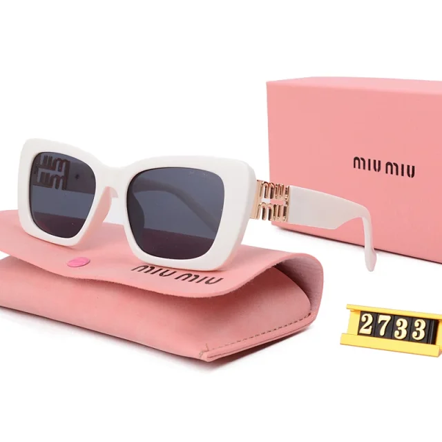 Miu Eyewear 2730 Oversized Square Sunglasses product detail image 11