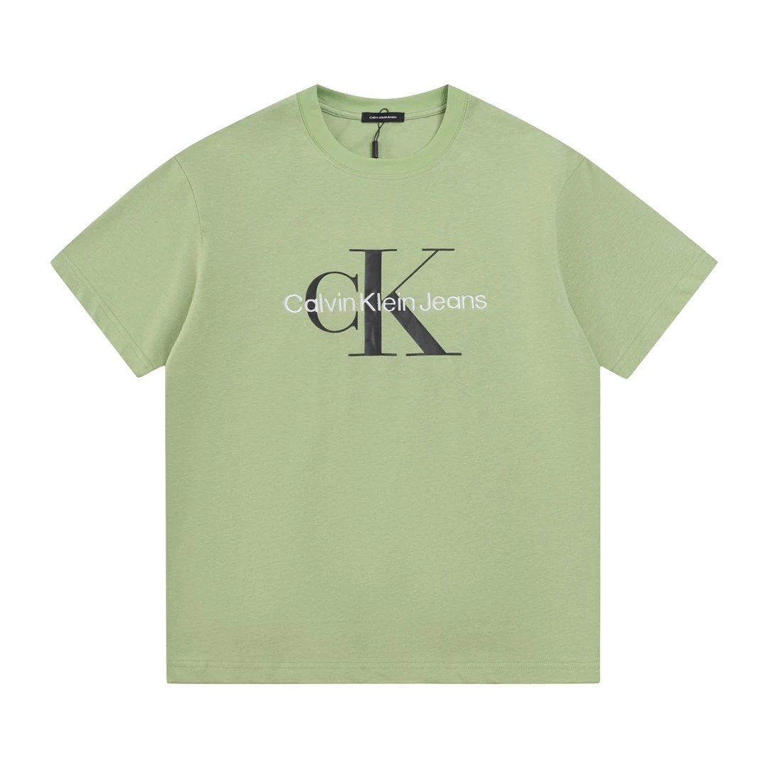 Calvin Klein Jeans Monogram Logo White T-Shirt - 46