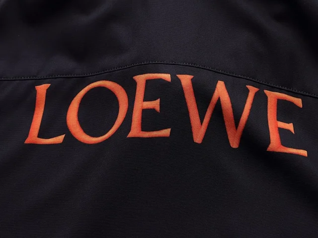 Loewe Shirts Short-Sleeve Graphic Button-Up Shirt product detail image 35