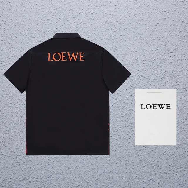 Loewe Shirts Short-Sleeve Graphic Button-Up Shirt product detail image 29