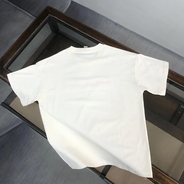 Gucci T-Shirts Logo-print crew-neck product detail image 16