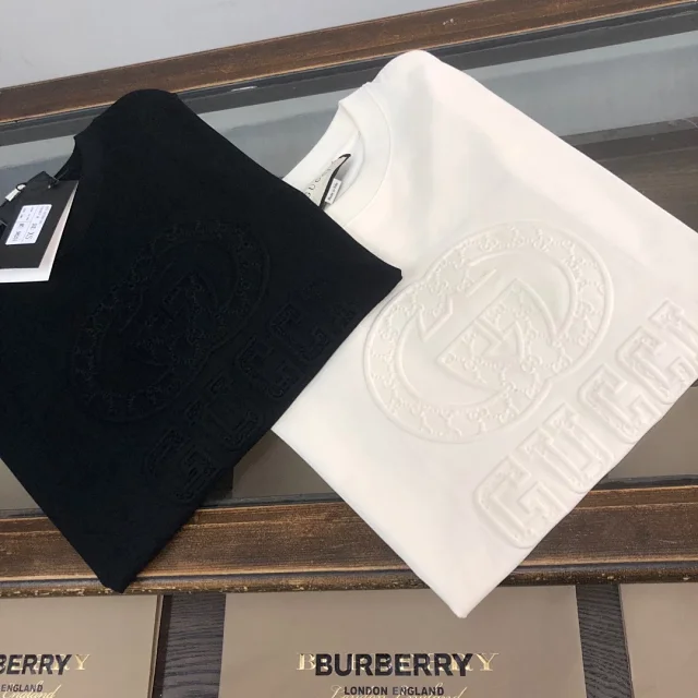 Gucci T-Shirts Logo-print crew-neck product detail image 30