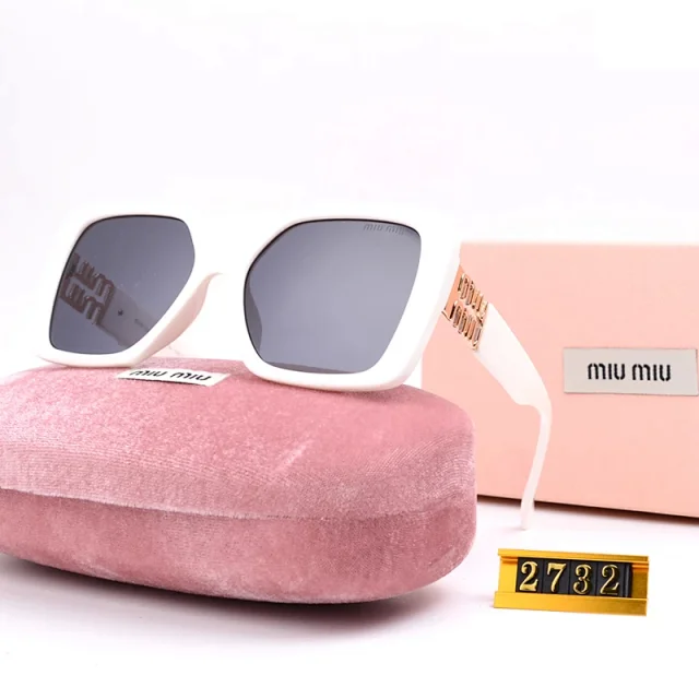 Miu Eyewear 2730 Oversized Square Sunglasses product detail image 21
