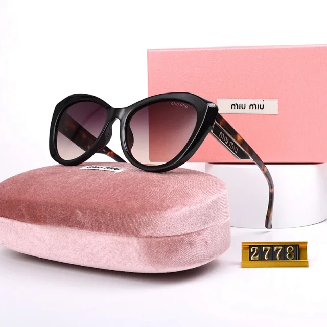 Miu Eyewear 2778 oversized cat-eye sunglasses product detail image 31
