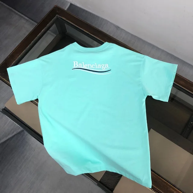 Balenciaga T-Shirts Crewneck T-Shirt with Logo Chest Print product detail image 27