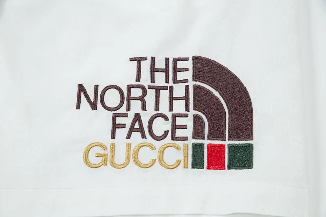 Gucci Shorts Drawstring Logo-Patch product detail image 31