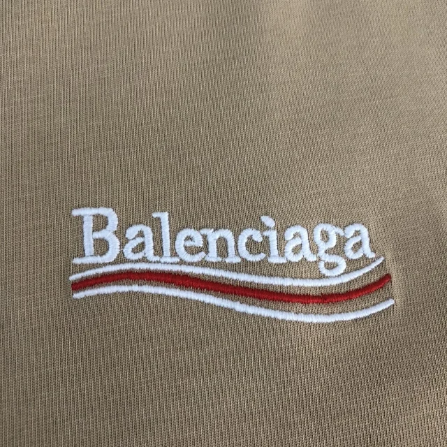 Balenciaga T-Shirts Crewneck T-Shirt with Logo Chest Print product detail image 22