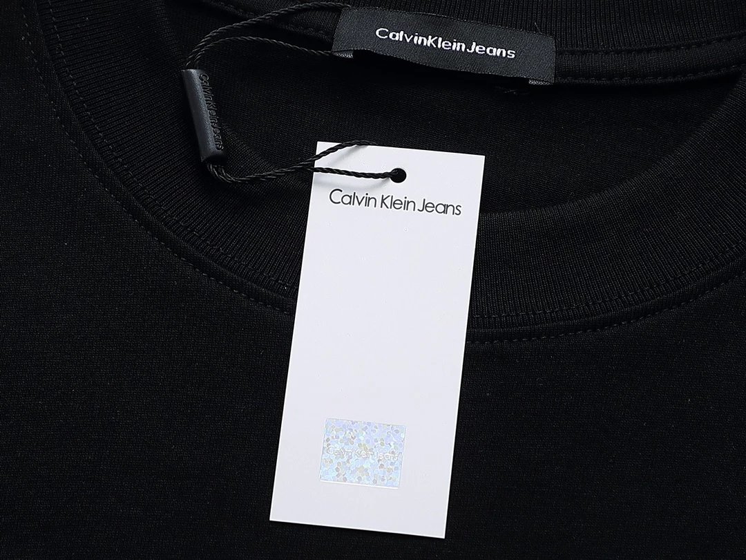 Calvin Klein Jeans Monogram Logo White T-Shirt - 19