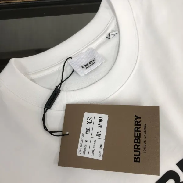 Burberry Embroidered Pocket T-Shirt White - 12