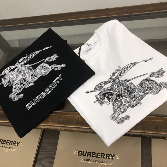 Burberry T-Shirts Crew-neck logo-print short-sleeve T-shirt product detail image 34