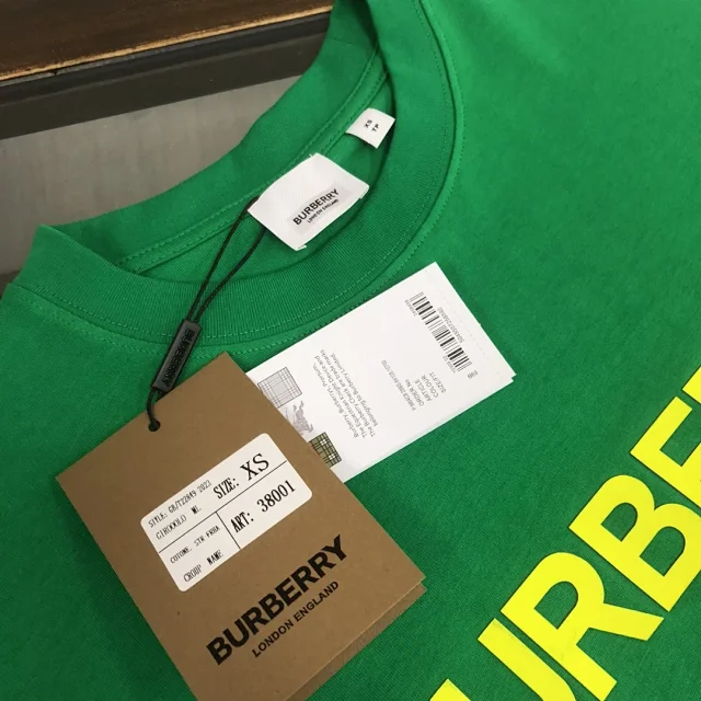 Burberry T-Shirts Crew-neck logo-print short-sleeve T-shirt product detail image 19