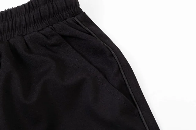 Moncler Shorts Drawstring Logo product detail image 51