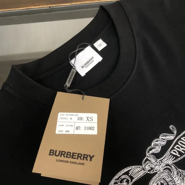 Burberry Embroidered Pocket T-Shirt White - 37