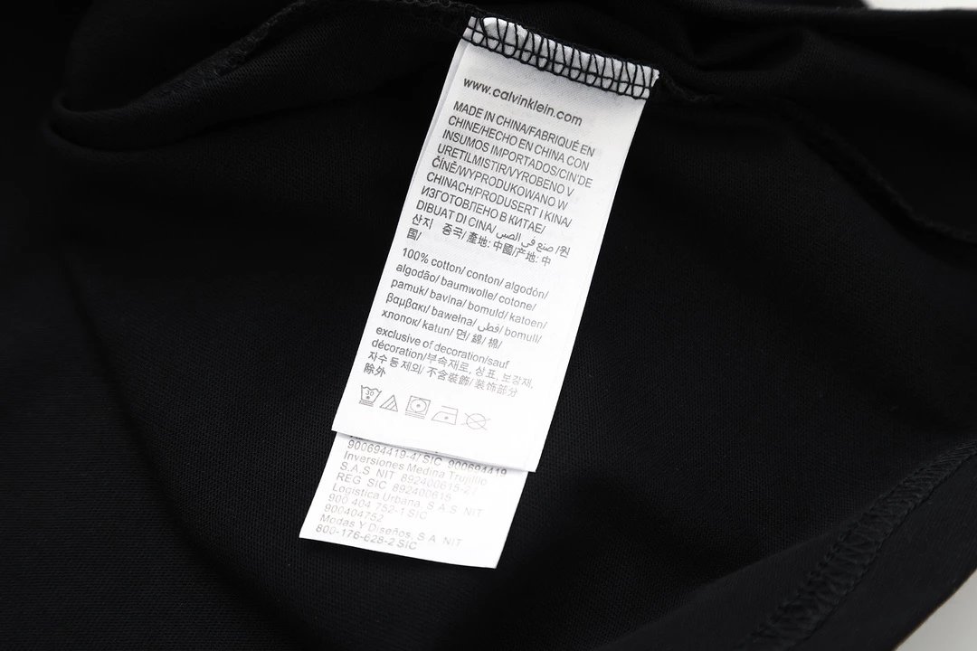Calvin Klein Jeans Monogram Logo White T-Shirt - 41