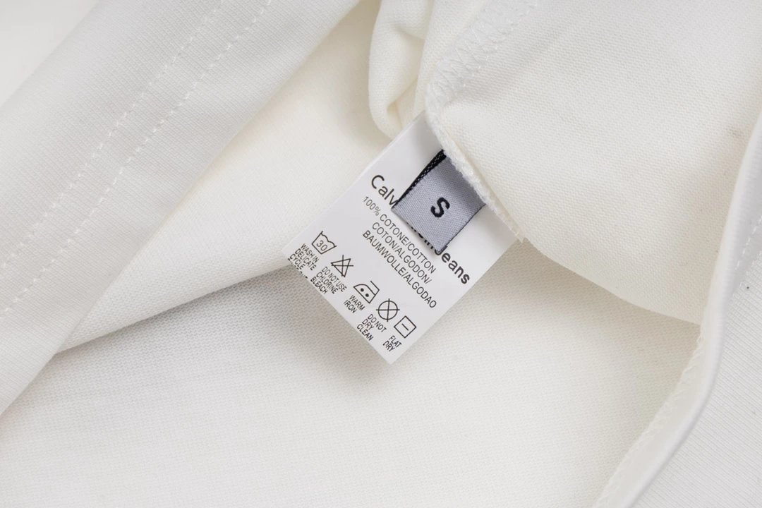 Calvin Klein Jeans Monogram Logo White T-Shirt - 76