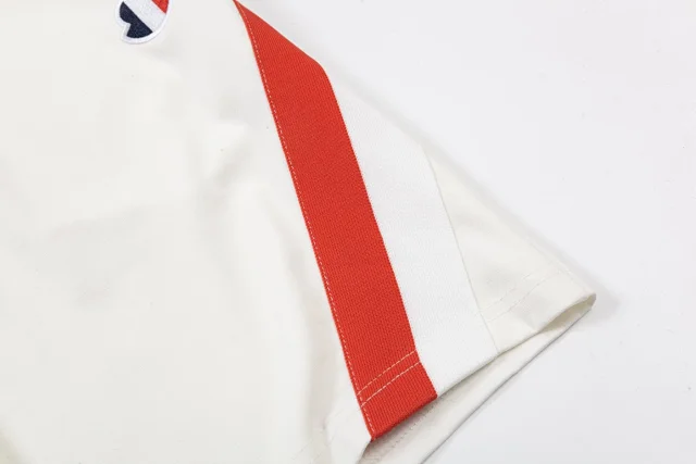 Moncler Shorts Drawstring Logo product detail image 23