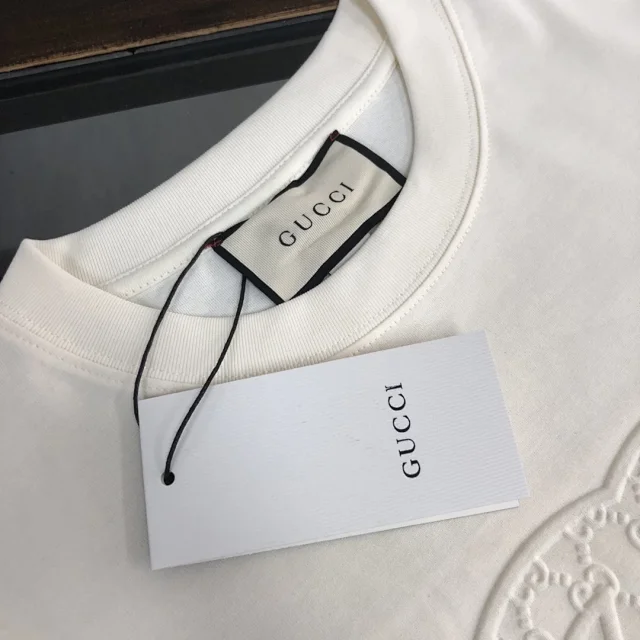 Gucci T-Shirts Logo-print crew-neck product detail image 32