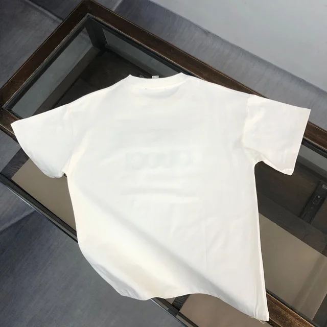 Gucci T-Shirts Logo-print crew-neck product detail image 26