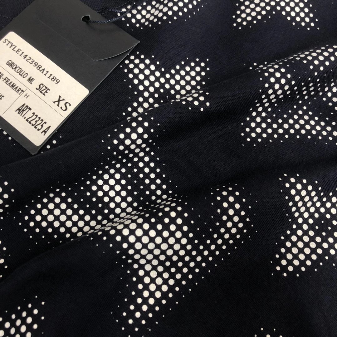 Louis Vuitton Monogram Gradient Print White T-Shirt - 17