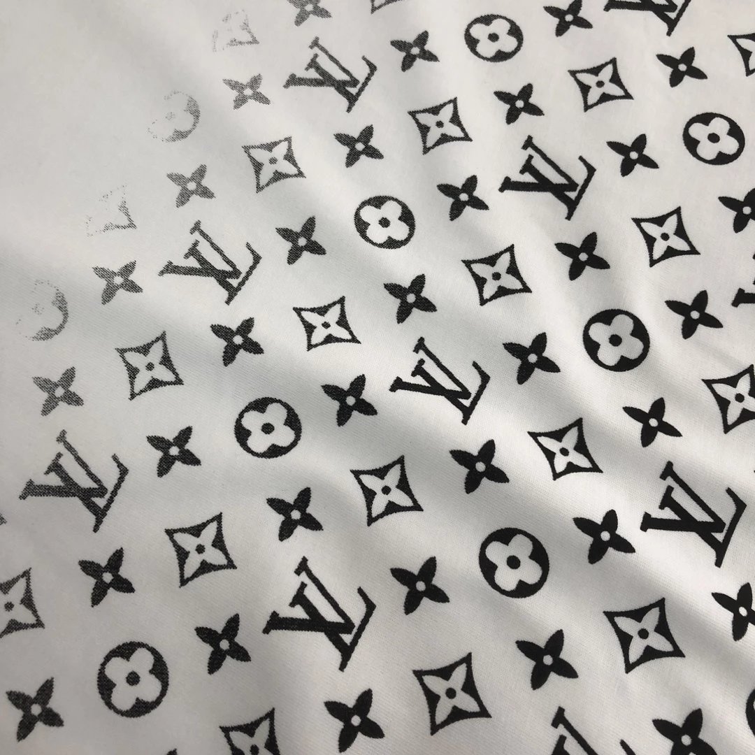 Louis Vuitton Monogram Gradient Print White T-Shirt - 37
