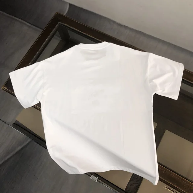 Prada T-Shirts Short-Sleeve Triangle Logo T-Shirt product detail image 18