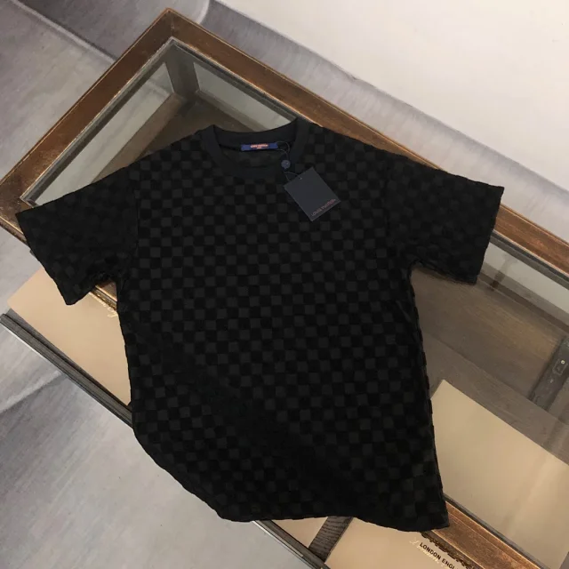 Louis Vuitton T-Shirts Short-Sleeve Crew-Neck product detail image 22