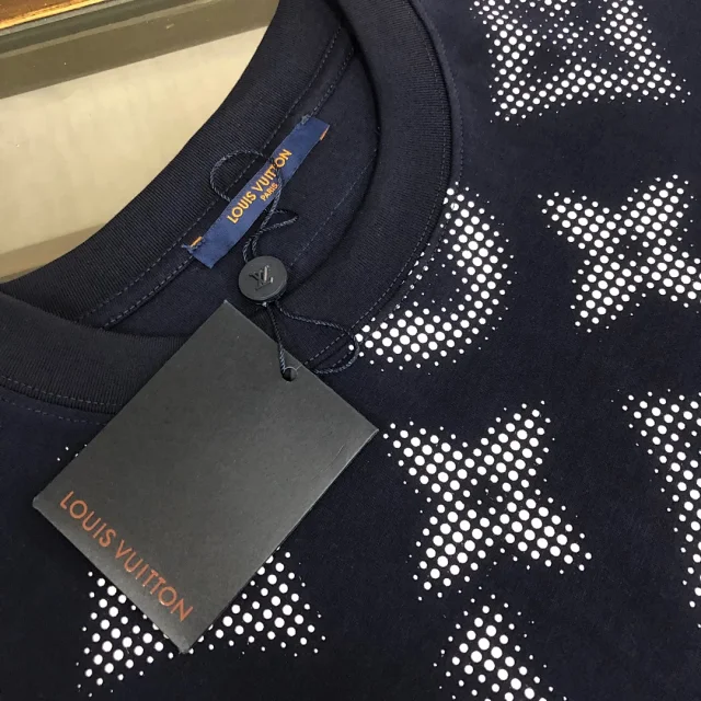 Louis Vuitton T-Shirts Short-Sleeve Crew-Neck product detail image 15