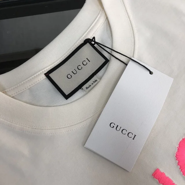 Gucci T-Shirts Logo-print crew-neck product detail image 11