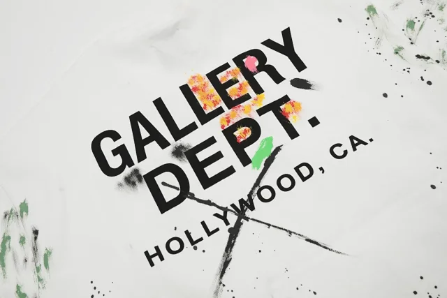 Gallery Dept. T-Shirts Eyes On You Graphic T-Shirt product detail image 33