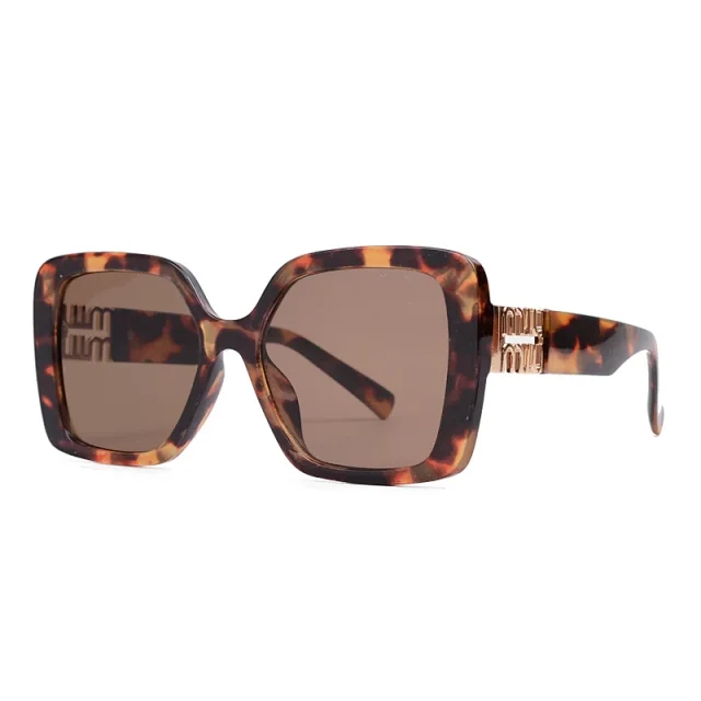 Miu Eyewear 2730 Oversized Square Sunglasses product detail image 14