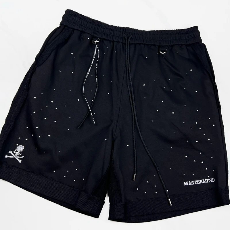 mastermind Japan MMJ 骷髅烫钻短裤   尺码：S M L XL 颜色：黑色  G9840