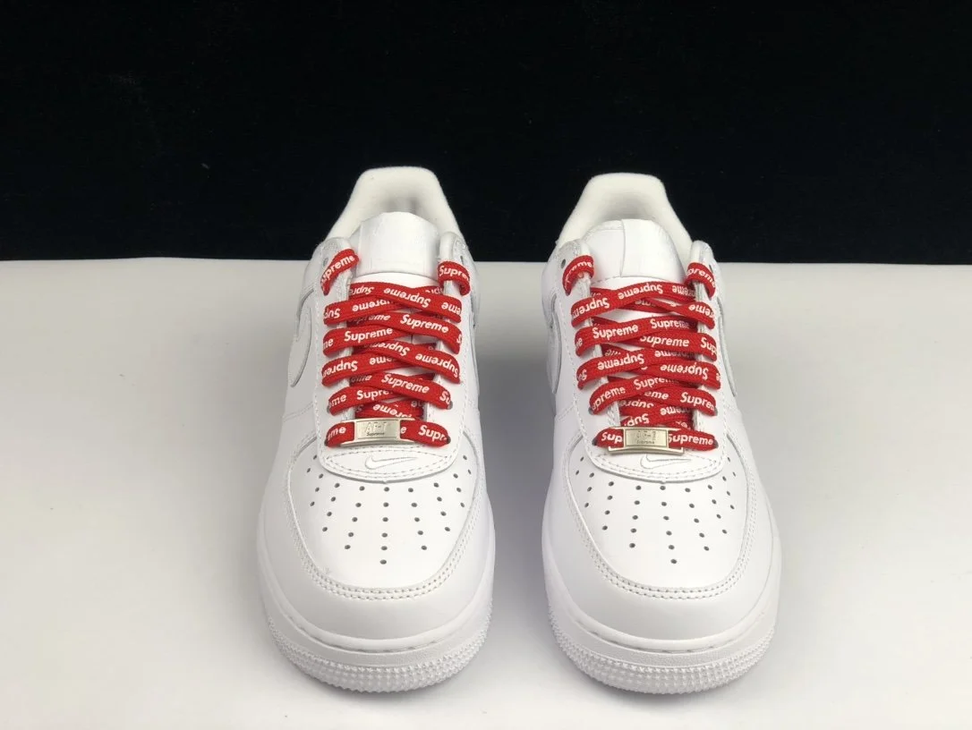 包邮有货❗️【原单】Supreme X Nike Air Force1联名白AF1空军一