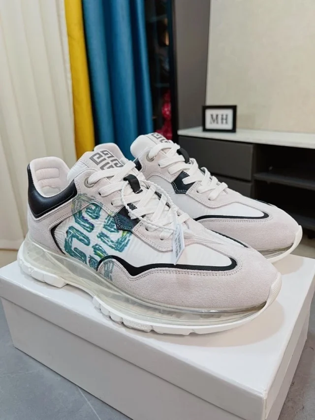 Givenchy Sneakers Low-Top Lace-Up product detail image 10