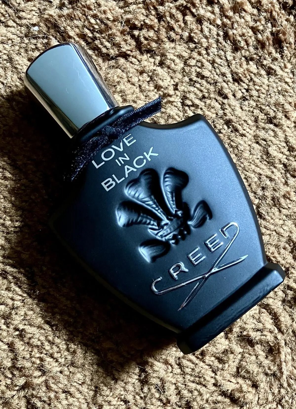 Delivery Love in Black 75ml
