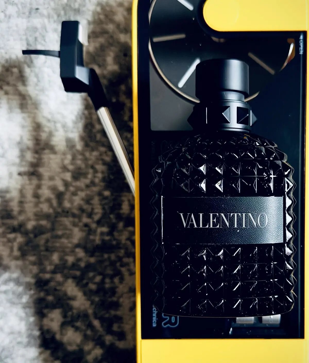 Delivery Uomo Born In Roma Rockstud Noir 100ml