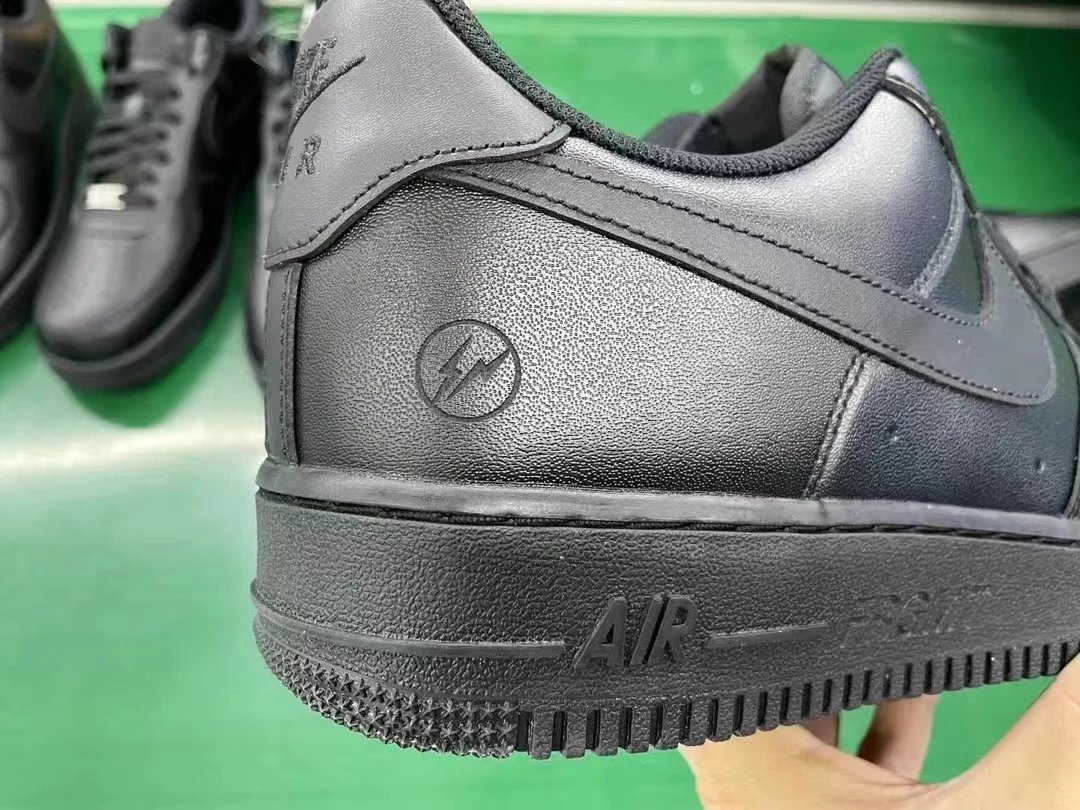 AF1 Pure Black Lightning Low Help [G Version]