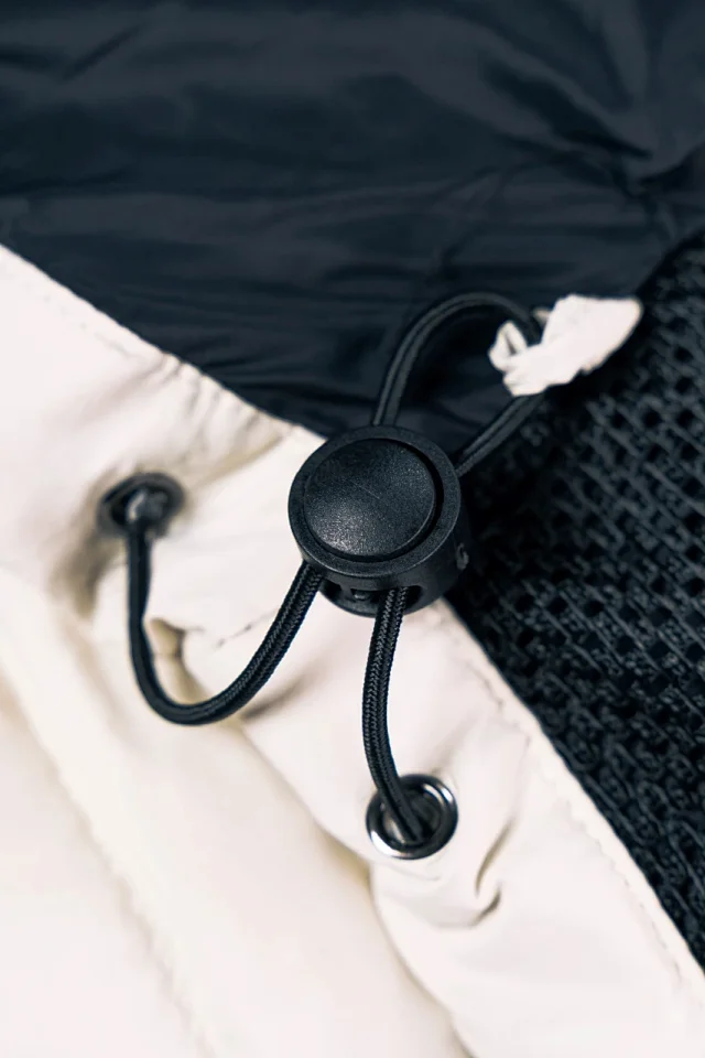 Canada Goose Down Jackets Hooded quilted puffer jacket with black-label patch product detail image 31