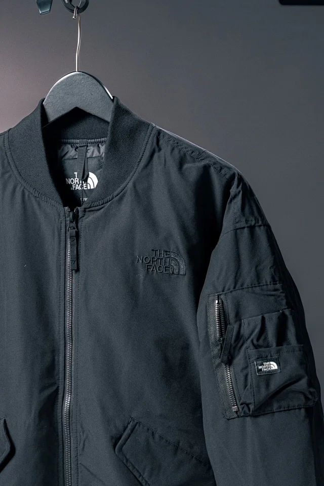 The North Face Down Jackets Quilted bomber jacket with sleeve utility pocket product detail image 11