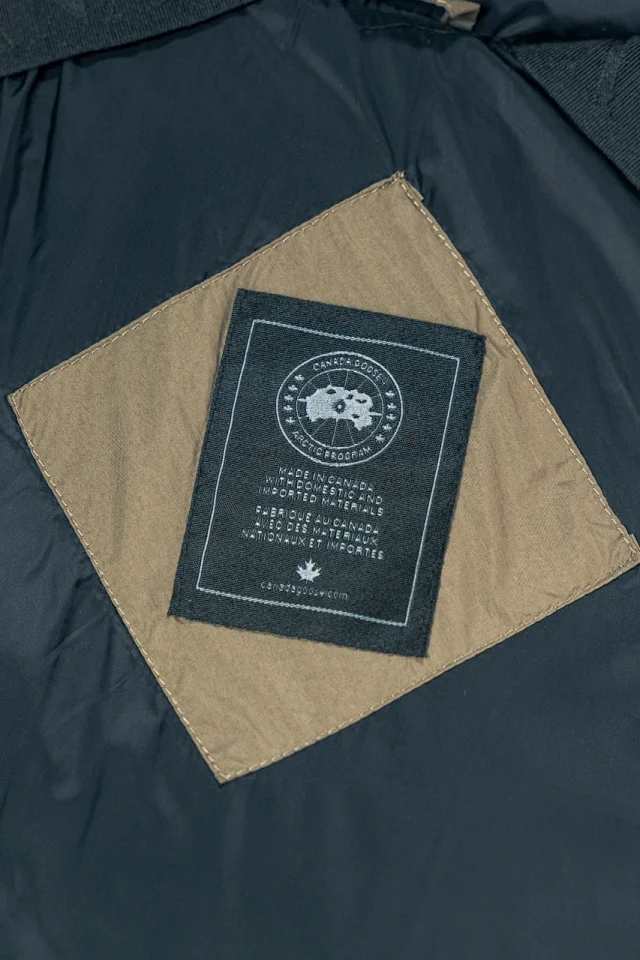 Canada Goose Down Jackets Hooded quilted puffer jacket with black-label patch product detail image 19