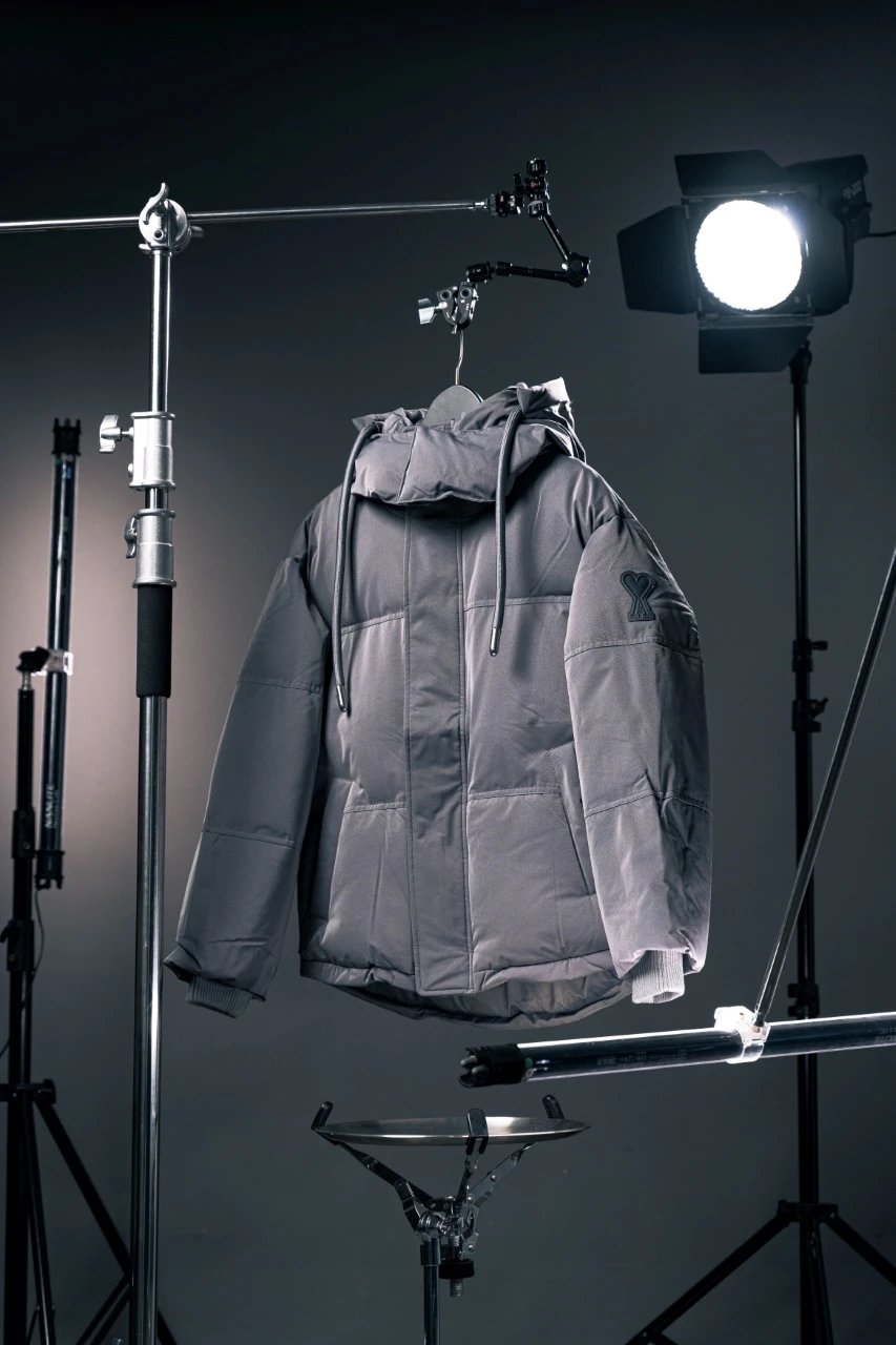 AMI Paris Down Jackets Heart Logo Hooded Jacket — gray