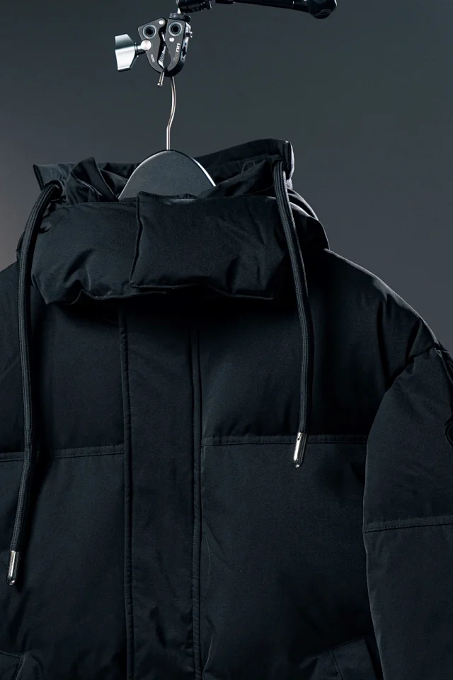 AMI Paris Down Jackets Heart Logo Hooded Jacket product detail image 11