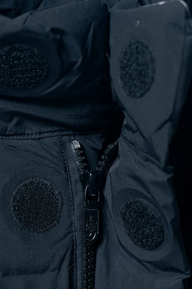 The North Face Down Jackets Hooded jacket with flap pockets product detail image 15