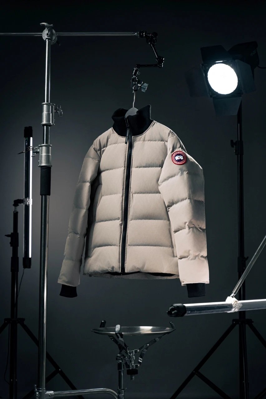 Canada Goose Down Jackets Short stand-collar puffer jacket — Graphite gray