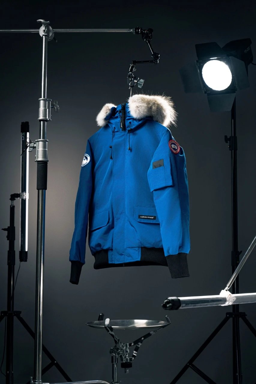 Canada Goose Down Jackets Fur-trim hood bomber jacket — Sky blue