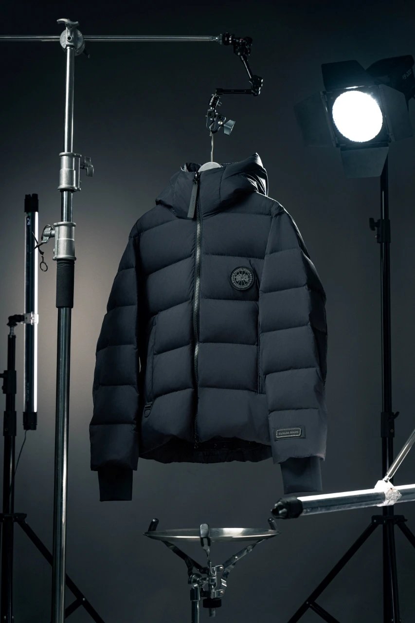 Canada Goose Down Jackets Hooded quilted puffer jacket with black-label patch — 2nd Generation Black
