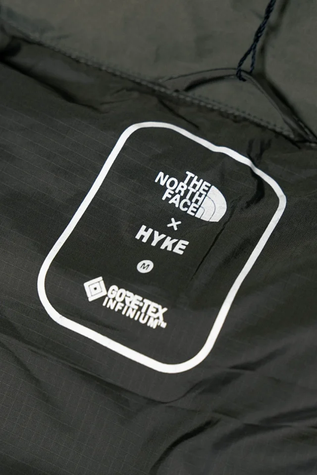 The North Face Down Jackets Hooded jacket with flap pockets product detail image 8