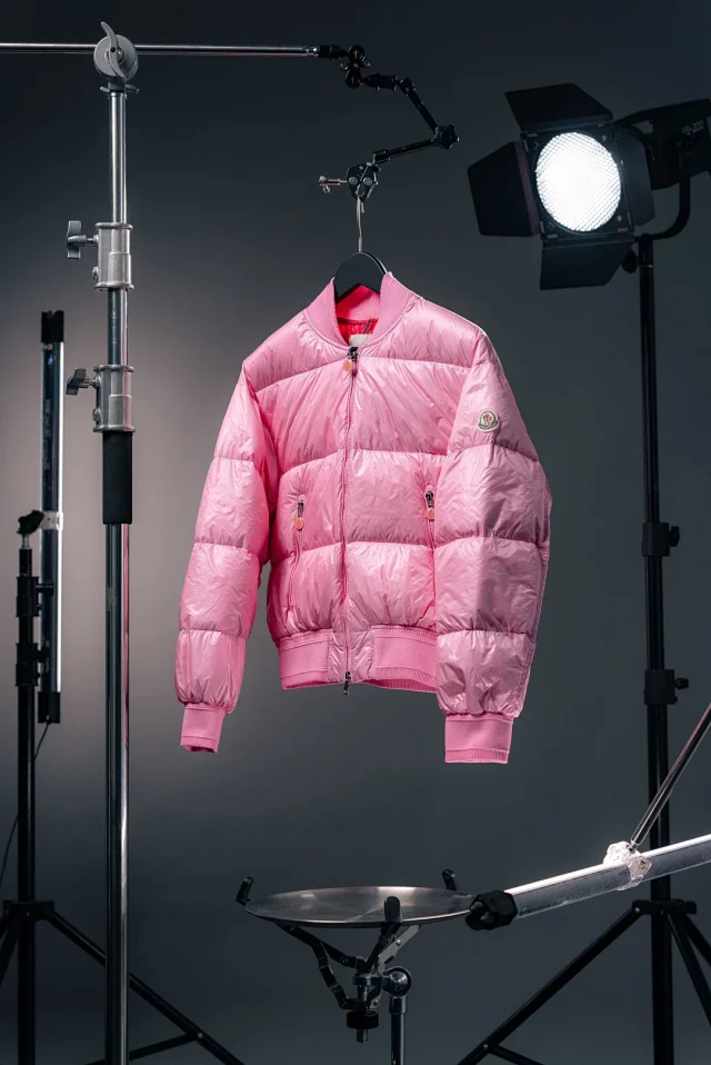 Moncler Down Jackets Short quilted bomber jacket with ribbed collar, cuffs and hem product detail image 10