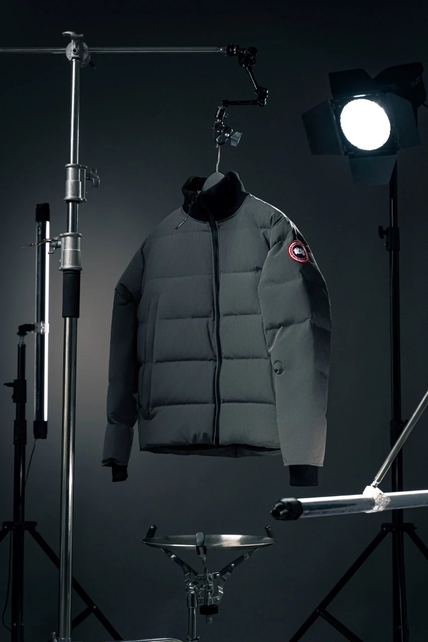 Canada Goose Down Jackets Short stand-collar puffer jacket — Lime